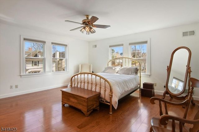 69 S Mountain Ave, Cedar Grove Twp., NJ 07009