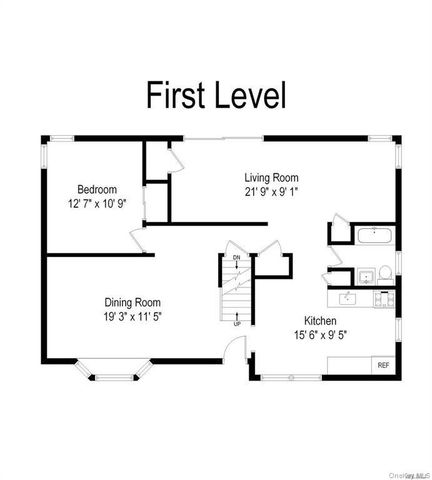 16 Heath Lane, East Northport, NY 11731