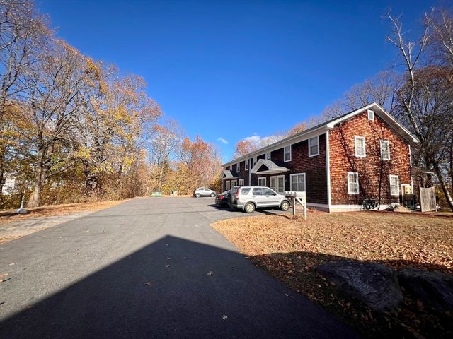 230 Beacon Street 3, Clinton, MA 01510