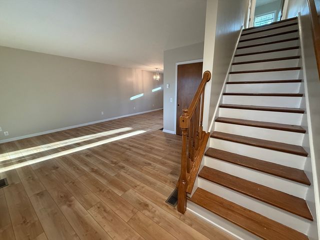 230 Beacon Street 3, Clinton, MA 01510