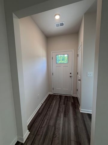 12196 Lansbury Drive, Inman, SC 29349
