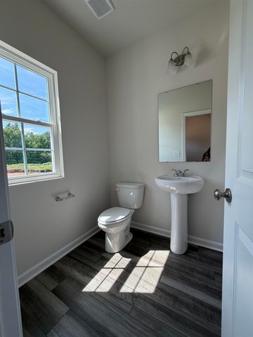 12196 Lansbury Drive, Inman, SC 29349