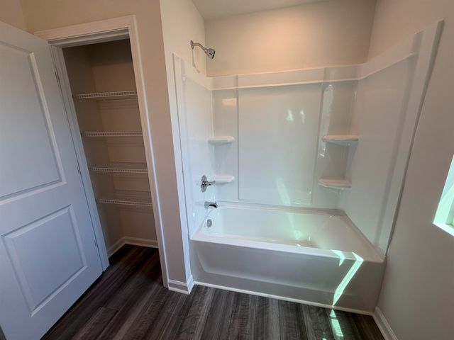 12196 Lansbury Drive, Inman, SC 29349