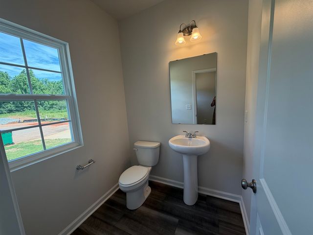 12196 Lansbury Drive, Inman, SC 29349