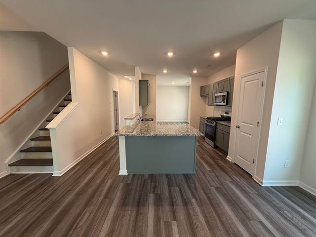12196 Lansbury Drive, Inman, SC 29349