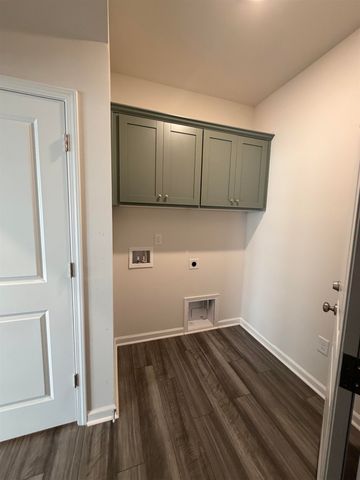 12196 Lansbury Drive, Inman, SC 29349