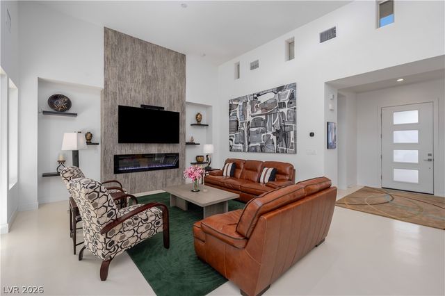 6881 Wood Clover Court, Las Vegas, NV 89148