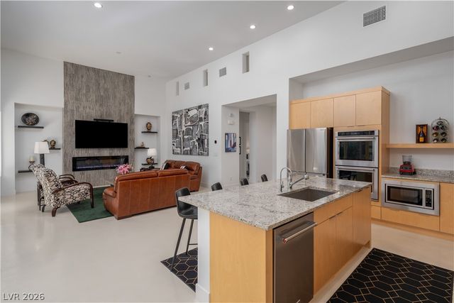 6881 Wood Clover Court, Las Vegas, NV 89148