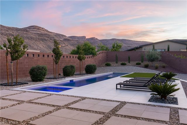 6881 Wood Clover Court, Las Vegas, NV 89148
