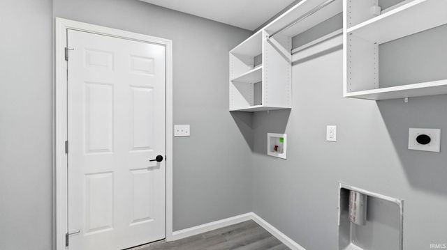 4415 Wayne Trace, Fort Wayne, IN 46806