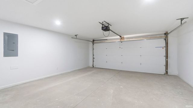 4415 Wayne Trace, Fort Wayne, IN 46806