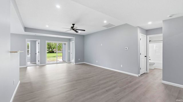 4415 Wayne Trace, Fort Wayne, IN 46806