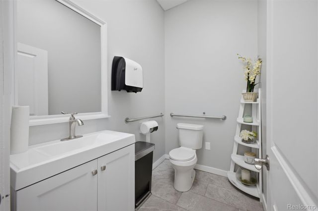 22720 Michigan Avenue 100, Dearborn, MI 48124