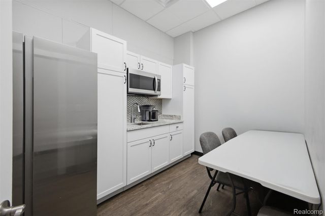 22720 Michigan Avenue 100, Dearborn, MI 48124
