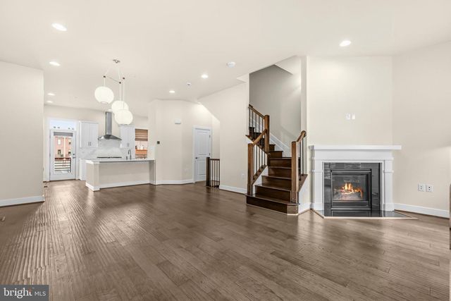 2007 MAIN LINE BLVD, Alexandria, VA 22301
