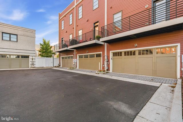 2007 MAIN LINE BLVD, Alexandria, VA 22301