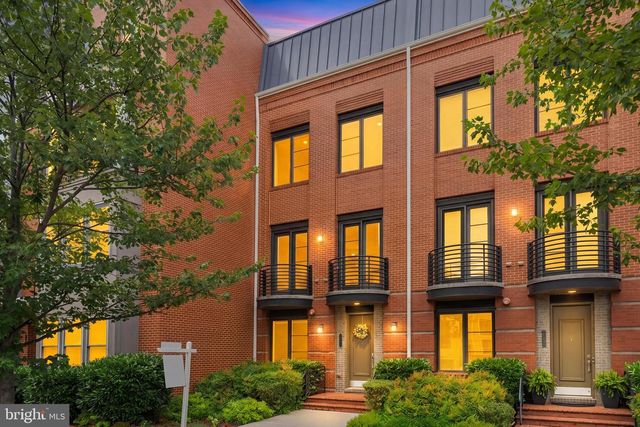2007 MAIN LINE BLVD, Alexandria, VA 22301
