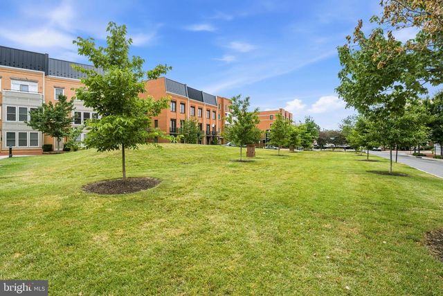 2007 MAIN LINE BLVD, Alexandria, VA 22301