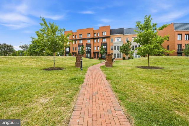 2007 MAIN LINE BLVD, Alexandria, VA 22301