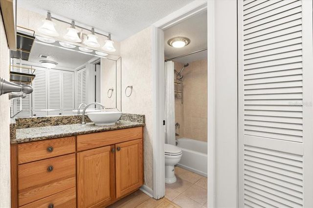 2514 SW 14TH DRIVE, Gainesville, FL 32608