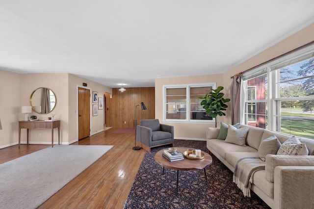 6509 Durand AVENUE, Mount Pleasant, WI 53406