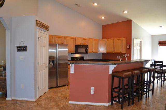 4305 Faircrest LN, Roanoke, VA 24018