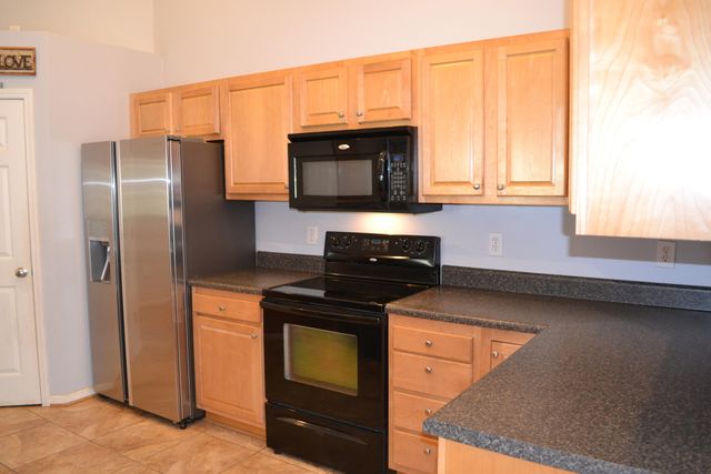 4305 Faircrest LN, Roanoke, VA 24018