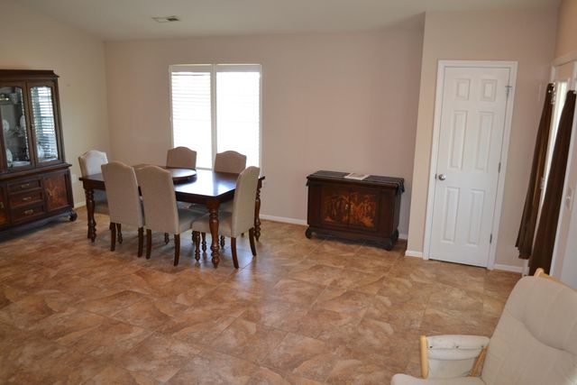 4305 Faircrest LN, Roanoke, VA 24018