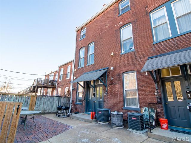 2337 S 7th Street, St Louis, MO 63104