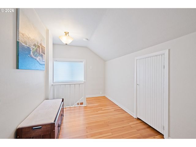 2824 GARFIELD St, Longview, WA 98632