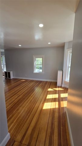 219 Lowell Avenue, Providence, RI 02909