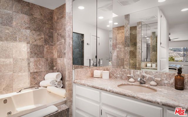 22548 Pacific Coast Highway 410, Malibu, CA 90265