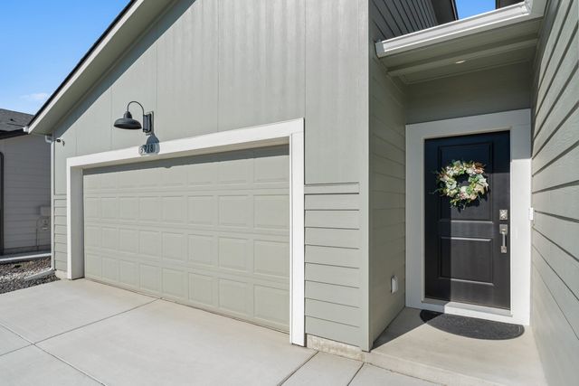 3718 S Wapiti Ln, Spokane Valley, WA 99206