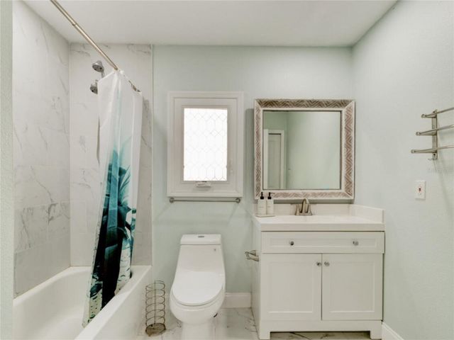 425 N OLEANDER AVENUE, Daytona Beach, FL 32118