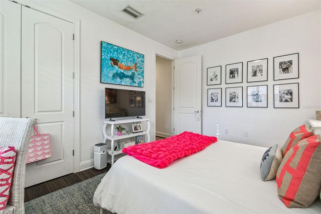 1008 S MOODY AVENUE 6, Tampa, FL 33629