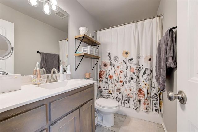 19716 Brunswick Court, Edmond, OK 73012