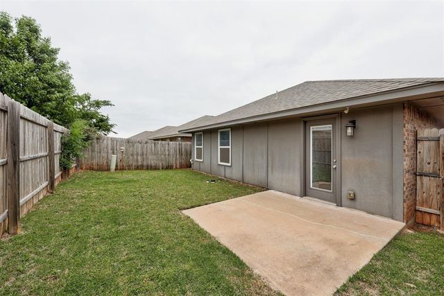 19716 Brunswick Court, Edmond, OK 73012