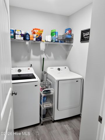 729 Wallace Mclean Road, Raeford, NC 28376