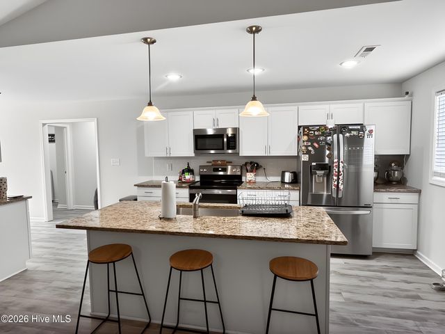 729 Wallace Mclean Road, Raeford, NC 28376