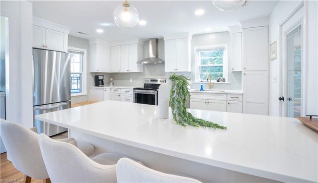 229 Hastings Drive, Kernersville, NC 27284