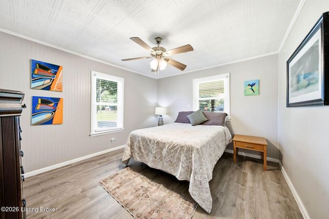 3120 S Crums Ln, Louisville, KY 40216