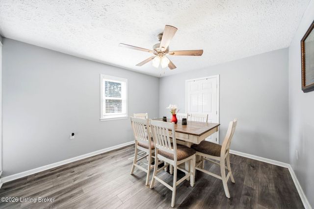 3120 S Crums Ln, Louisville, KY 40216