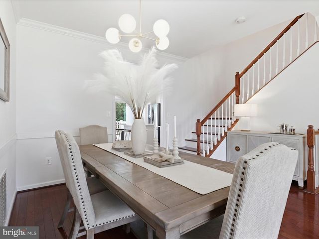 25114 HARPENDEN TER, Aldie, VA 20105