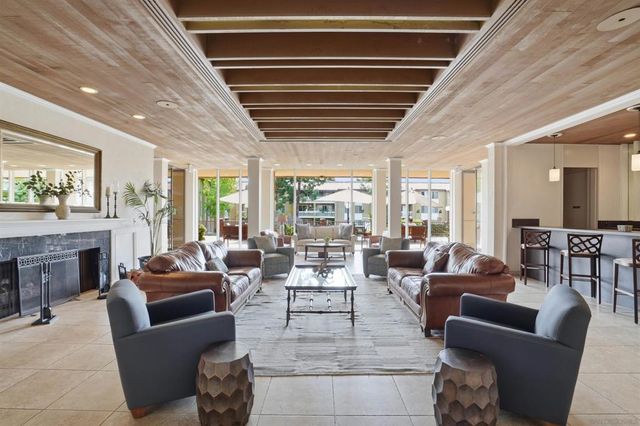 1855 Diamond 114, San Diego, CA 92109