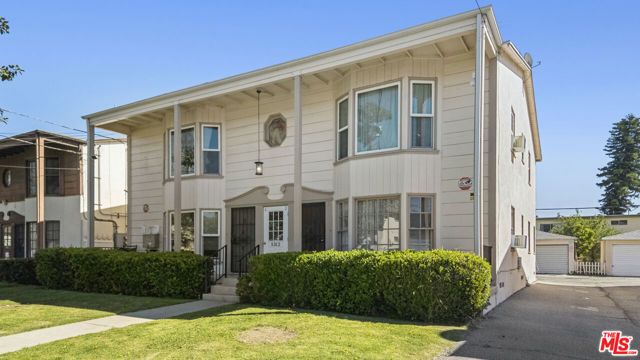 5312 Vantage Avenue, Valley Village, CA 91607