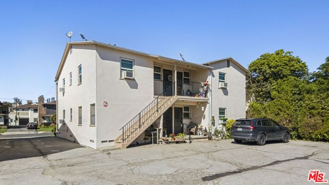 5312 Vantage Avenue, Valley Village, CA 91607