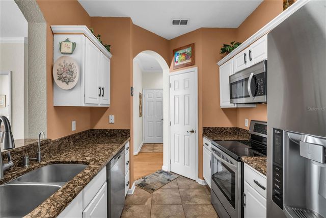 582 BRANTLEY TERRACE WAY 102, Altamonte Springs, FL 32714