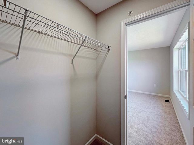 142 HIGHPOINT PARK DR, Pleasant Gap, PA 16823