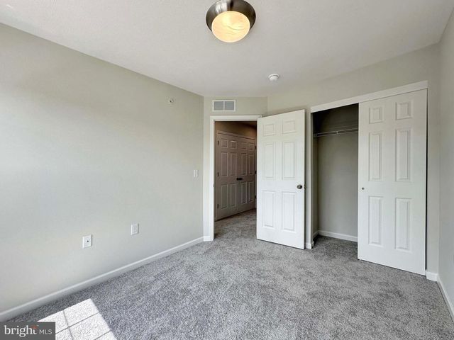 142 HIGHPOINT PARK DR, Pleasant Gap, PA 16823