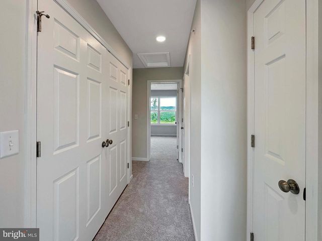 142 HIGHPOINT PARK DR, Pleasant Gap, PA 16823